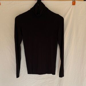 Majestic Filatures Black Lightweight Turtleneck Top Size 2 Layering